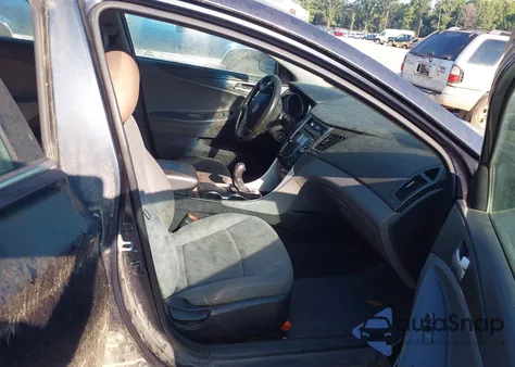 2013 Hyundai Sonata Gls z USA, uszkodzony, nr VIN 5NPEB4AC5DH704414